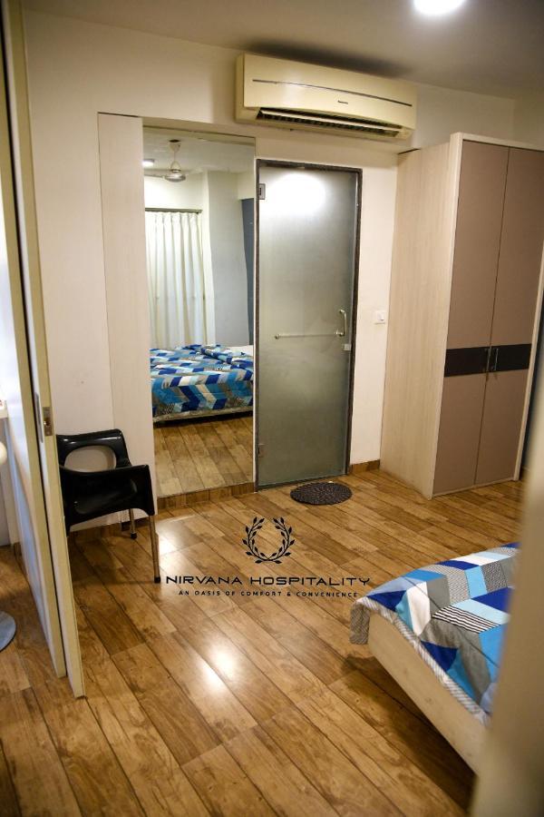 Rajhans Belliza Luxurious Studio Apartment Surat Exterior foto